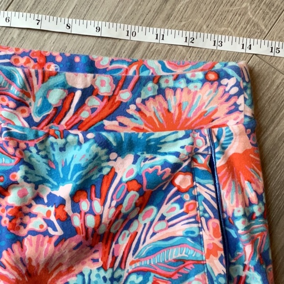 Talbots Pretty & Comfy Floral Skort with pockets. - Picture 5 of 5